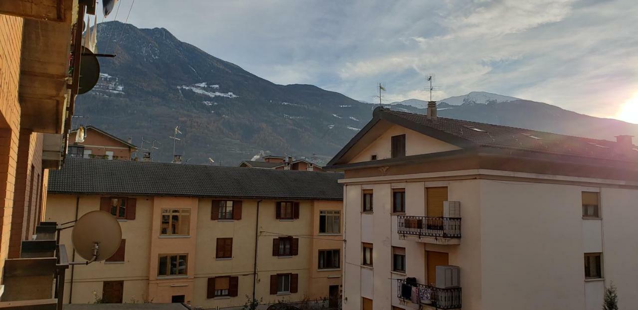 Le Chat A Pois Aosta Buitenkant foto